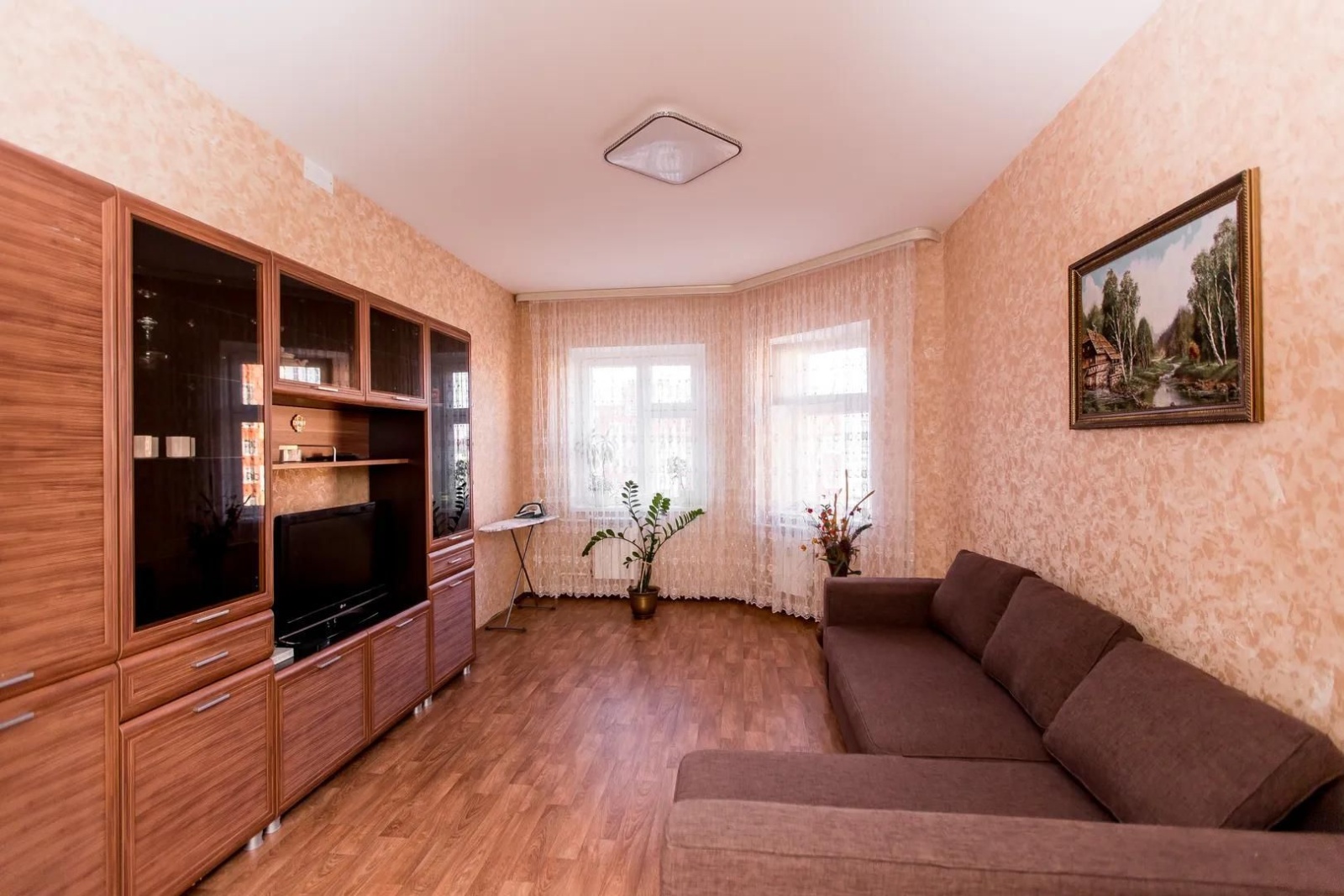 Квартира на улице Героев Самотлора 16