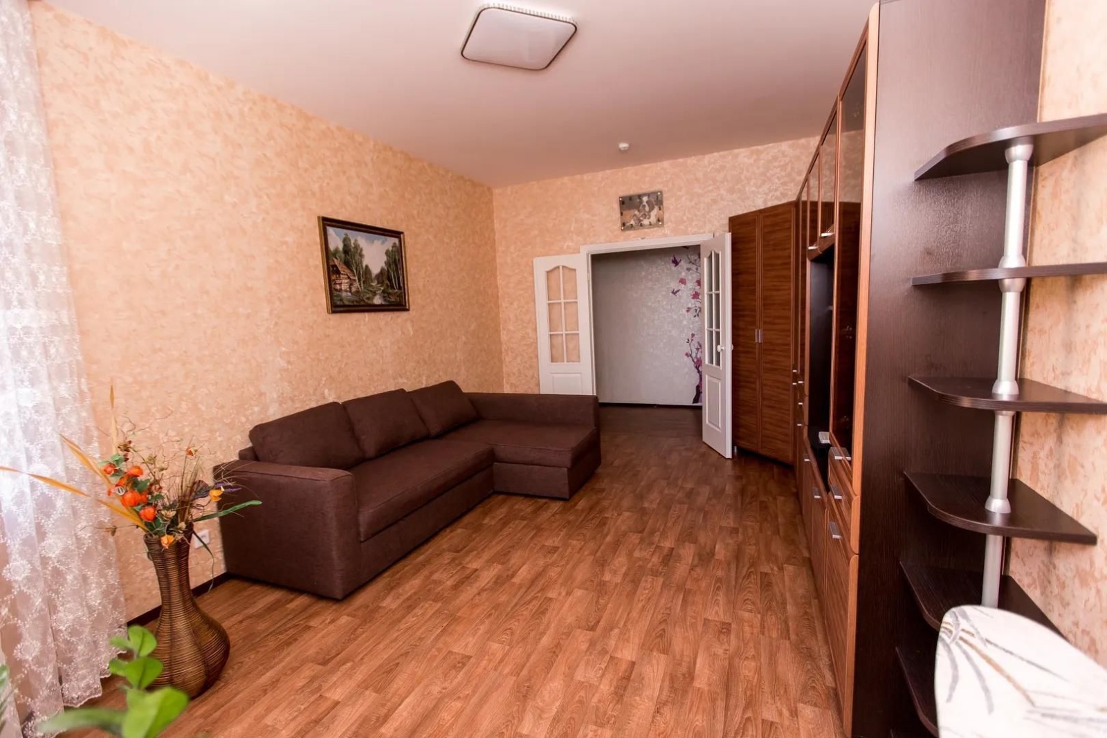 Квартира на улице Героев Самотлора 16